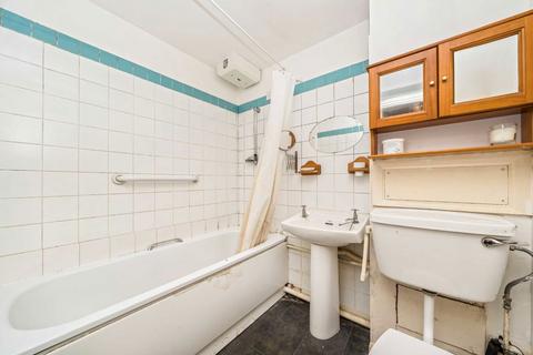 Flat G, 53 - 55 Darnley Road, London, E9 6QH