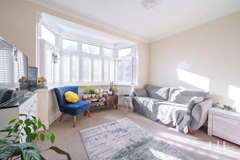 2 bedroom maisonette for sale, St. Marys Lane, Upminster