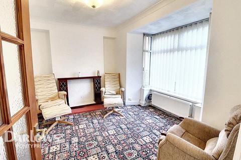 3 bedroom end of terrace house for sale, Cardiff Road, Mountain Ash