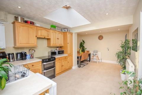 3 bedroom terraced house for sale, Middle Road, Kingswood, Bristol, BS15 4XL