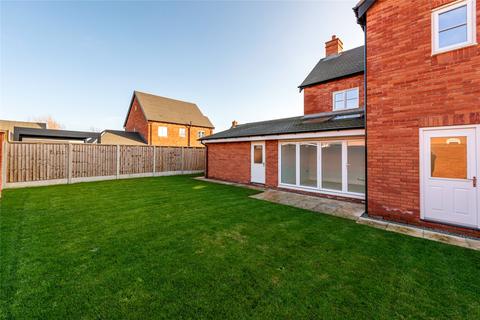 4 bedroom detached house for sale, West Street, Upton, Northampton, Northamptonshire, NN5