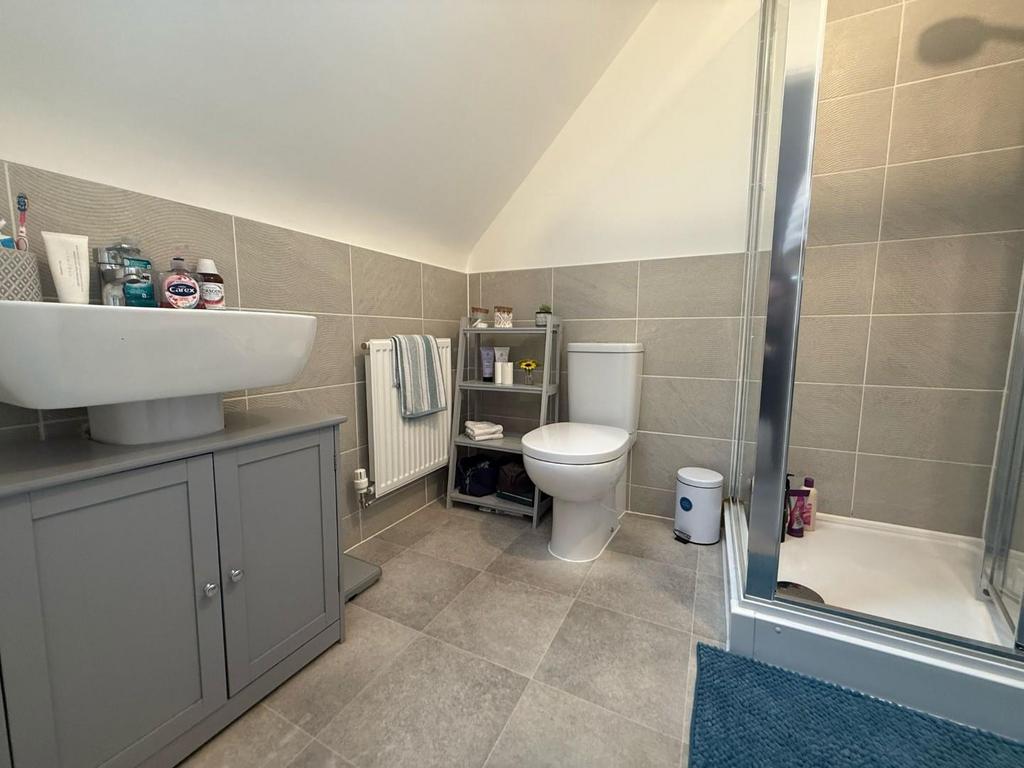 En-suite .jpg