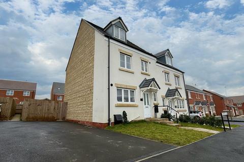 4 bedroom house for sale, Hammond Close, Weldon