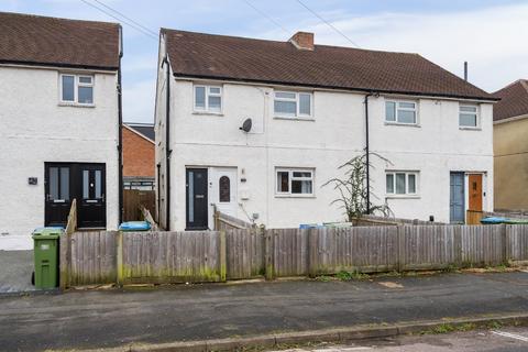 2 bedroom maisonette for sale, Paxton Road, Hampshire PO14