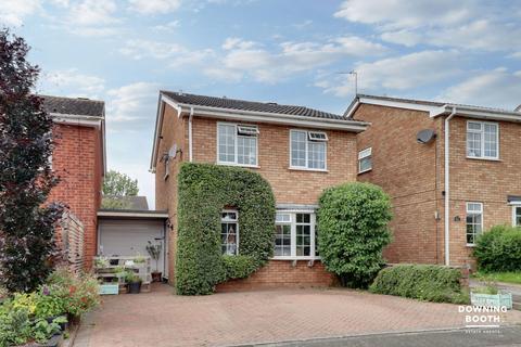 25 Francis Road, Lichfield, WS13 7JX