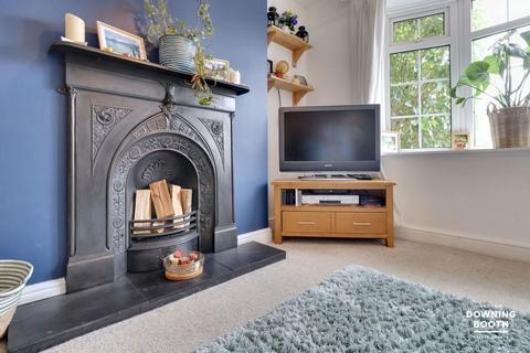 25 Francis Road, Lichfield, WS13 7JX