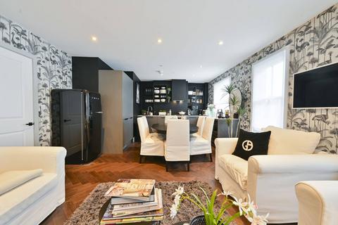 4 bedroom maisonette for sale, Allitsen Road, St John's Wood, London, NW8