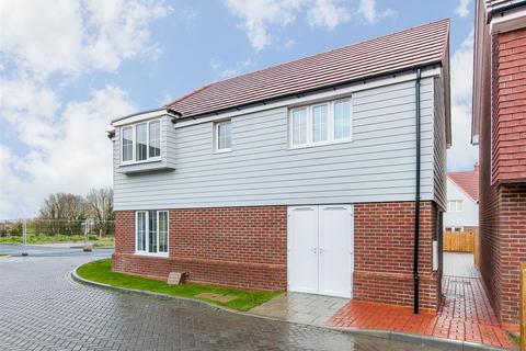 2 bedroom detached house for sale, Monkton Road, Minster, Ramsgate