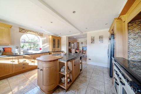 5 bedroom detached house for sale, Fildyke Road, Meppershall, Shefford, SG17