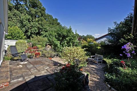 3 bedroom detached bungalow for sale, Heathfield Close, Bovey Tracey, TQ13