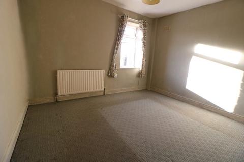 2 bedroom end of terrace house for sale, High Street, Ecclesfield