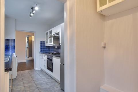 3 bedroom terraced house for sale, The Causeway, Great Dunmow