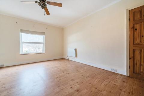 1 bedroom flat for sale, Newbury,  Berkshire,  RG14