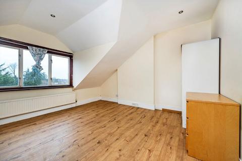 4 bedroom flat for sale, Mountfield Road, London N3