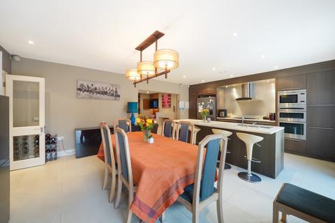 5 bedroom flat for sale, Harley Road, Primrose Hill, NW3