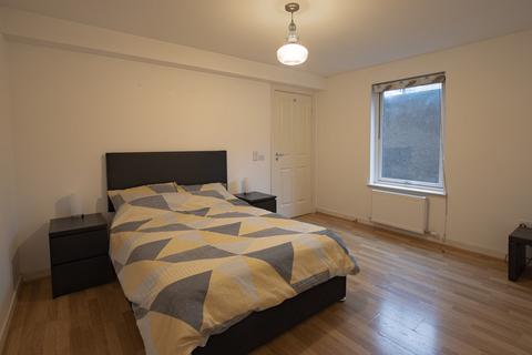 2 bedroom apartment to rent, Maberly Street, Aberdeen