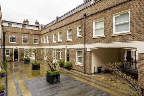 4 bedroom terraced house to rent, St. Michael's Mews, London SW1W