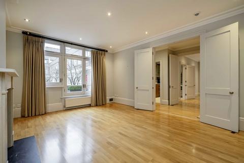 4 bedroom terraced house to rent, St. Michael's Mews, London SW1W