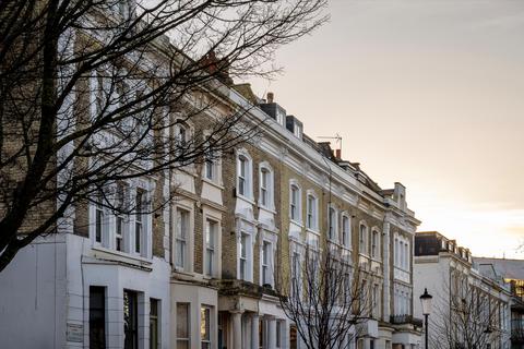 1 bedroom flat for sale, St. Charles Square, London, W10