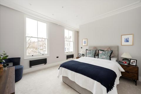 1 bedroom flat for sale, St. Charles Square, London, W10