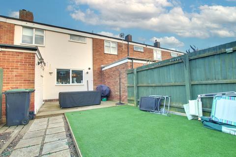 2 bedroom terraced house for sale, Mill Field, Sutton