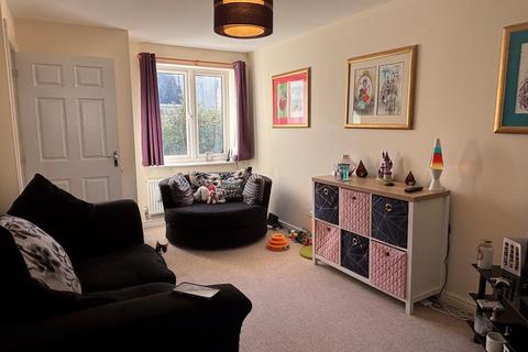 2 bedroom terraced house to rent, Tillhouse Road, Cranbrook