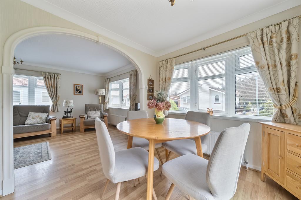 Dining Room (2)