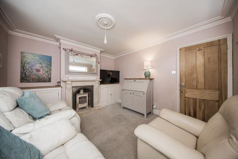 3 bedroom end of terrace house for sale, Meadow Road, Southborough