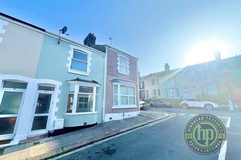 2 bedroom terraced house to rent, Glenmore Avenue, Plymouth PL2