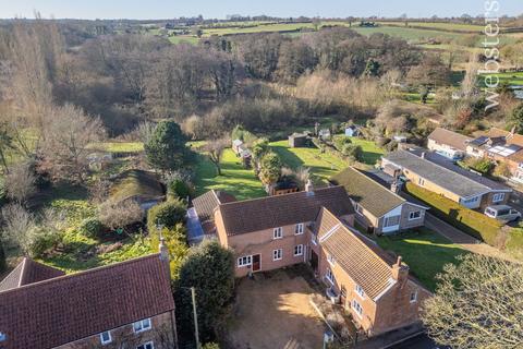 4 bedroom detached house for sale, The Street, Norwich NR14