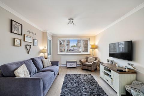 86 Cranleigh Drive, Whitfield, Dover, CT16 3NW