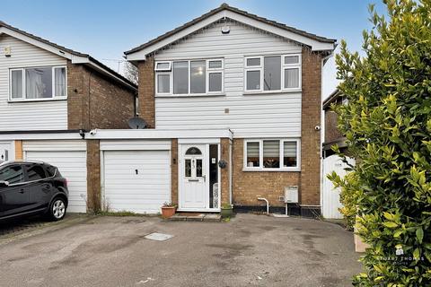 4 bedroom link detached house for sale, Benfleet, Essex