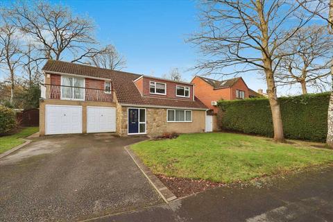 5 bedroom detached house for sale, Finningley Road, Lincoln