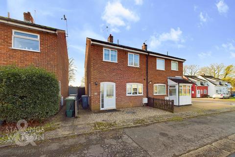 3 bedroom semi-detached house for sale, Woodland Walk, Buxton, Norwich