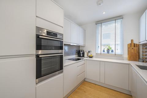 3 bedroom terraced house for sale, Oriental Square, London NW9