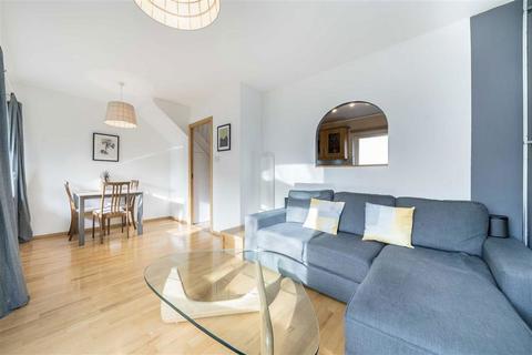 2 bedroom flat for sale, Nelson Square, London SE1