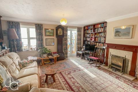 4 bedroom end of terrace house for sale, Bouchiers Place, Messing, Colchester