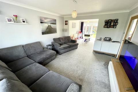 29 Aintree Drive, Spalding, PE11 3BT
