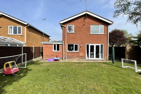 29 Aintree Drive, Spalding, PE11 3BT