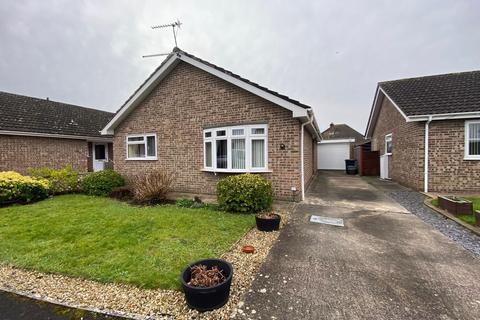 2 bedroom detached bungalow for sale, Oakdale Gardens, WORLE