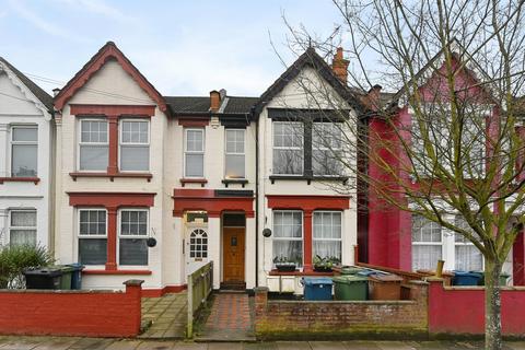 2 bedroom maisonette for sale, Graham Road, Harrow