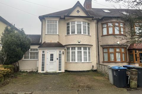 Priory Close, Wembley, HA0