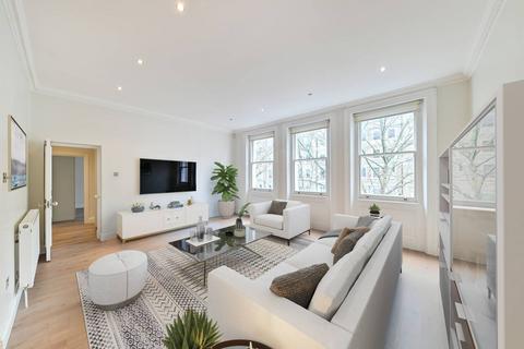 3 bedroom flat for sale, Beaufort Gardens, Knightsbridge, London, SW3