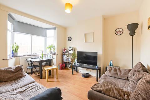 4 bedroom semi-detached house to rent, Broadwater Road, Tooting Broadway, London, SW17