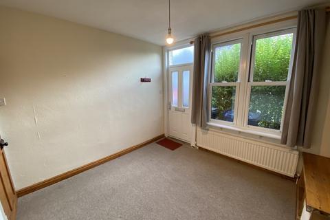 3 bedroom terraced house to rent, Cavendish Road, Cambridge CB1