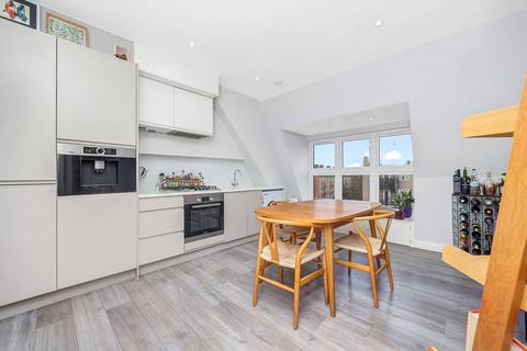 1 bedroom flat for sale, Walworth Road, Elephant and Castle, London, SE17