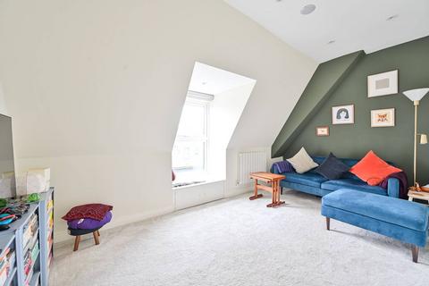 1 bedroom flat for sale, Walworth Road, Elephant and Castle, London, SE17