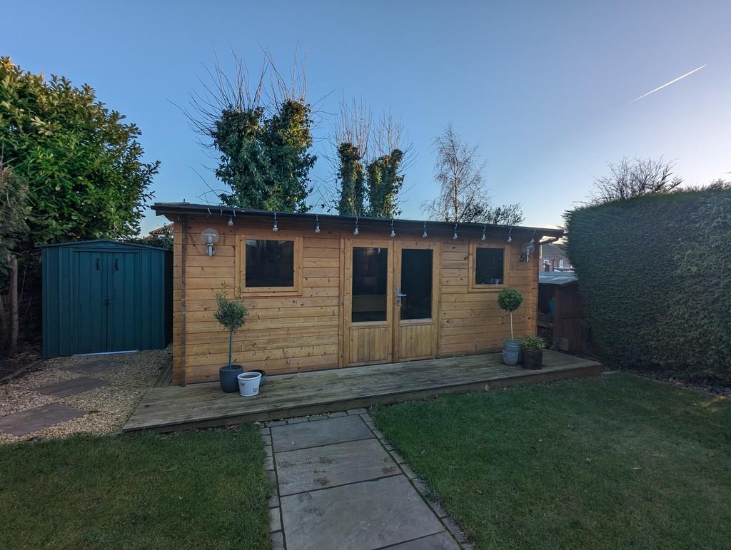 Garden room