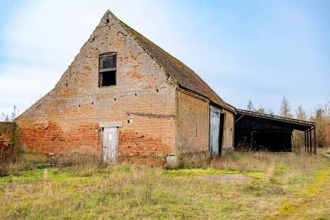 5 bedroom barn conversion for sale, Gayton Road, East Walton