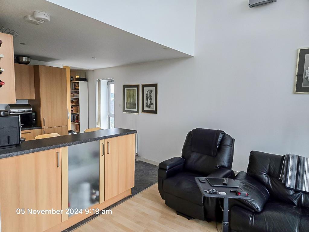 101 Maxwell St - Redone Pics-08